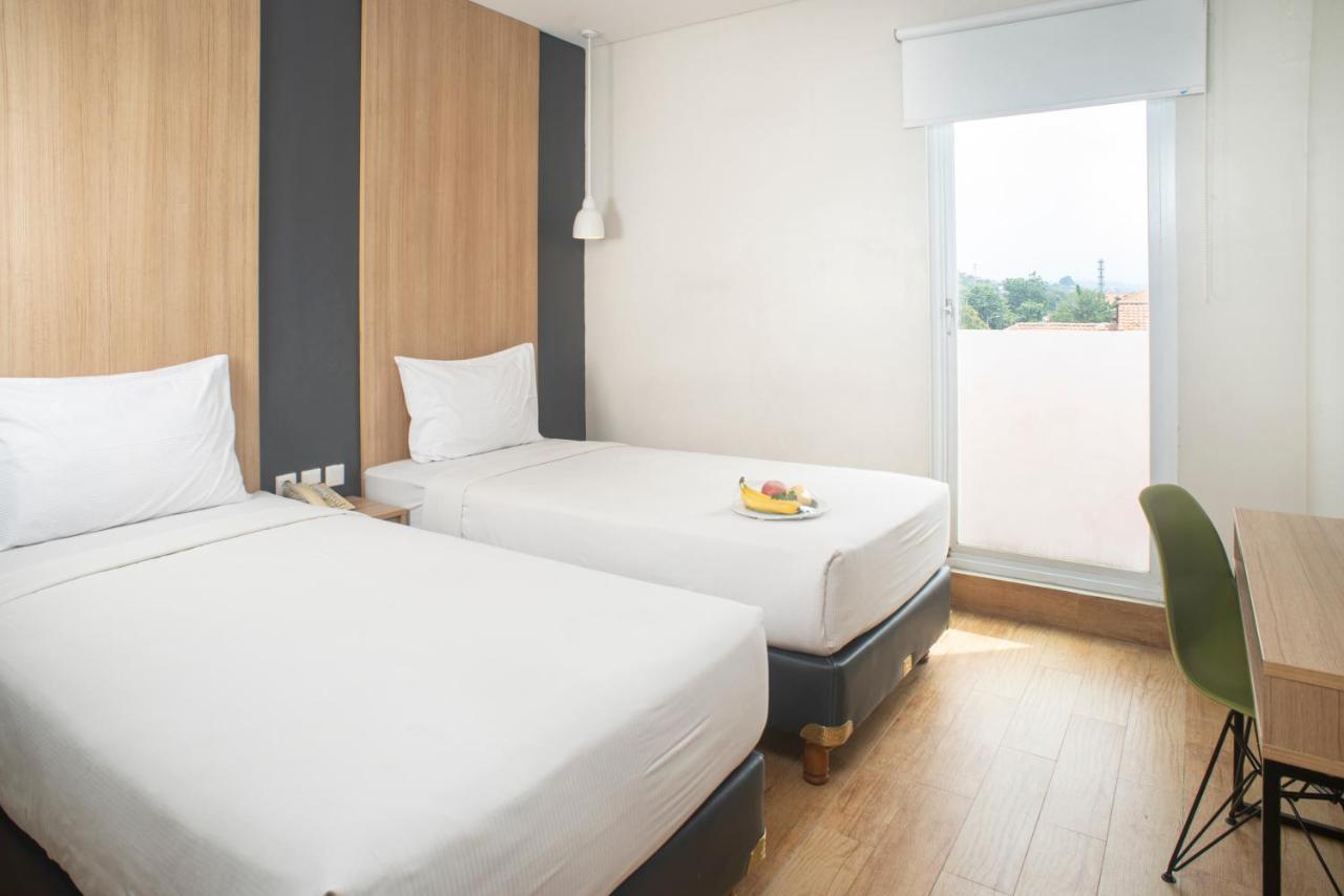Hotel Citradream Cirebon Exteriör bild