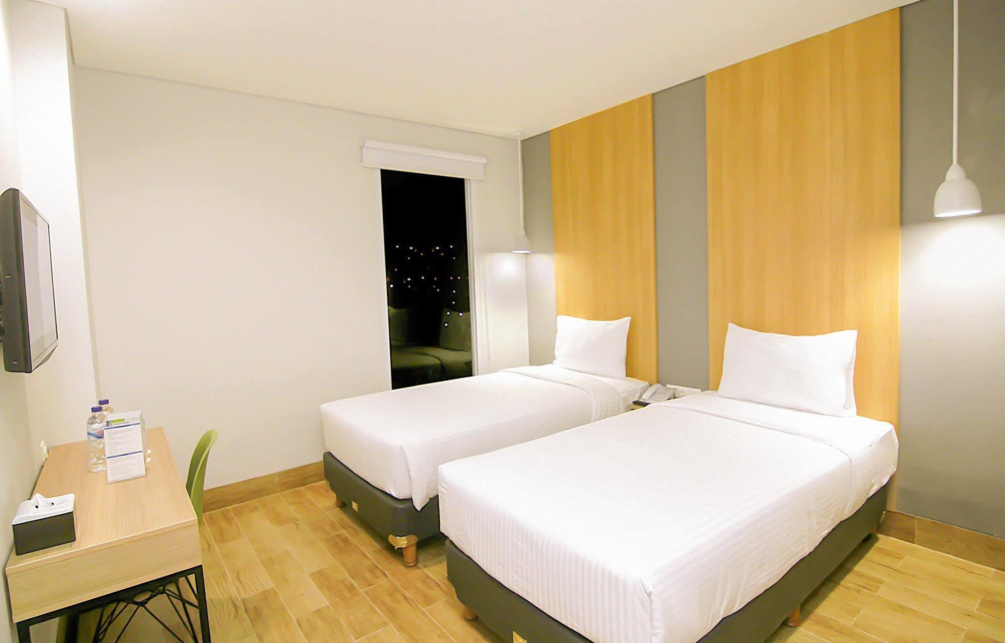 Hotel Citradream Cirebon Exteriör bild